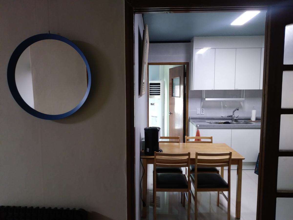 Busan Backpackers Exterior foto