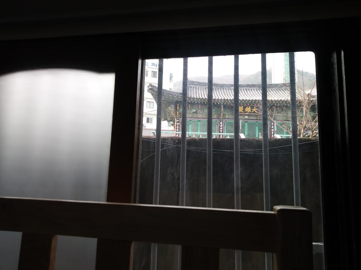 Busan Backpackers Exterior foto