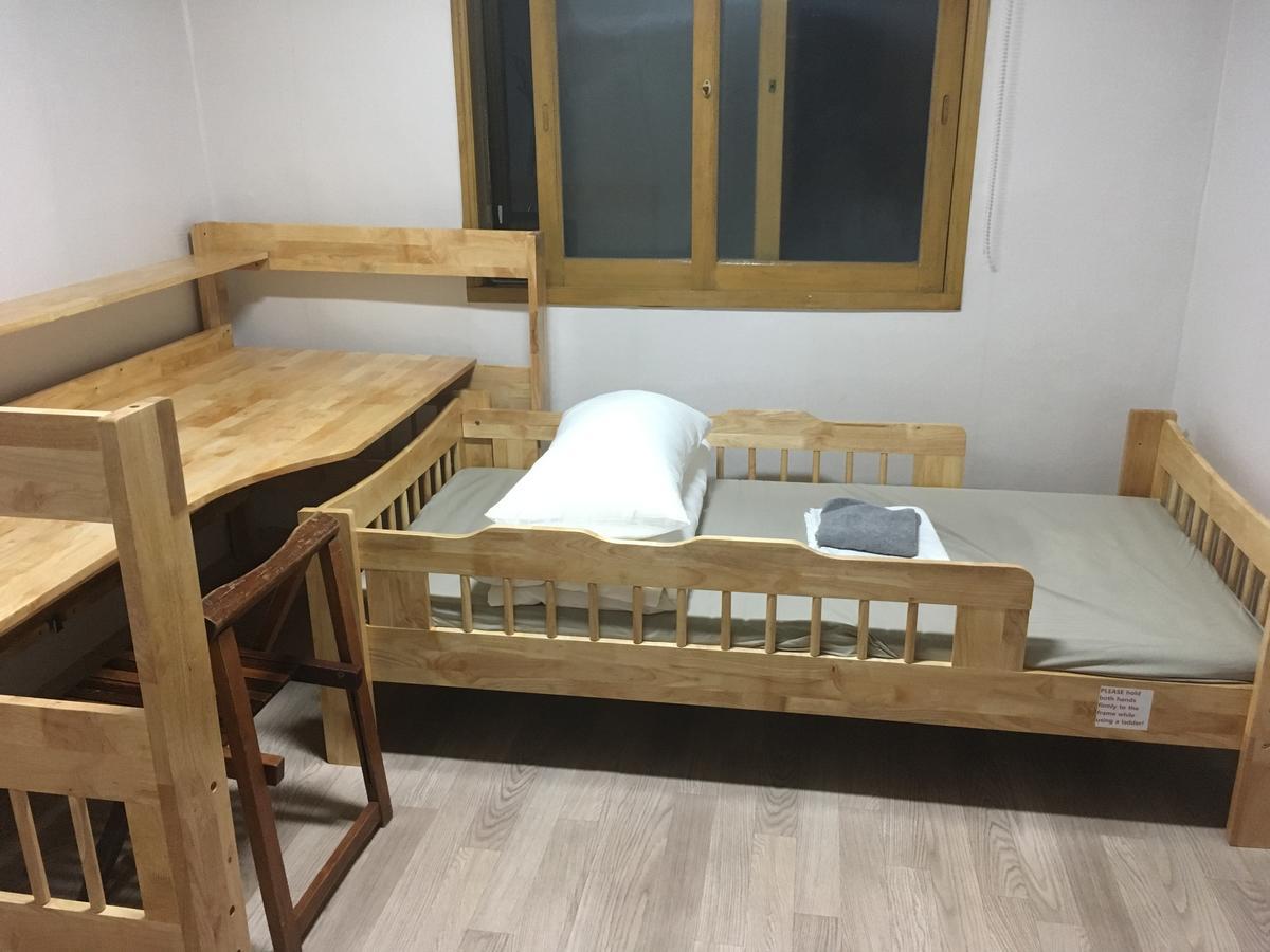 Busan Backpackers Zimmer foto
